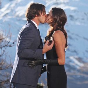 THE BACHELOR, BEN FLAJNIK, COURTNEY ROBERTSON THE BACHELOR, BEN FLAJNIK, COURTNEY ROBERTSON
